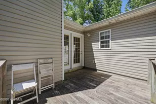 409 Spring Dr, Jacksonville, NC 28540 - Photo 8