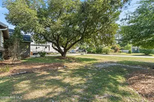 451 N Crestwood Dr, Wilmington, NC 28405 - Photo 6
