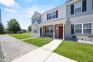 1003 Grandeur Ave, Jacksonville, NC 28546 - Photo 2