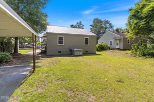 209 N Thompson St, Whiteville, NC 28472 - Photo 28