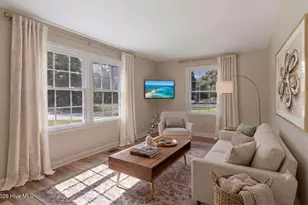 209 N Thompson St, Whiteville, NC 28472 - Photo 6