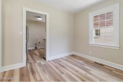 209 N Thompson Street, Whiteville, NC 28472 - Photo 12