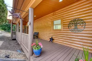 628 Madison Ln, Brasstown, NC 28902 - Photo 16