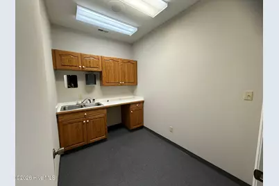 3215 Henderson Drive, Jacksonville, NC 28546 - Photo 6