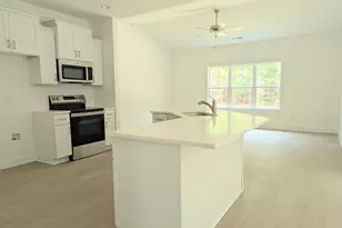 404 Vineyard Trace, Currie, NC 28435 - Photo 6