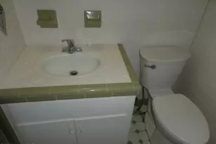 1107 E 13th St, Lumberton, NC 28358 - Photo 8