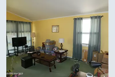 1107 E 13th Street, Lumberton, NC 28358 - Photo 2