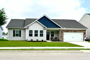 215 Lake Tyler Dr, New Bern, NC 28560 - Photo 1