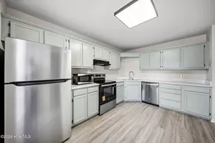 2704 Manor Ct, Wilmington, NC 28405 - Photo 12