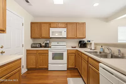 6028 Gantts Trail, Wilmington, NC 28409 - Photo 8