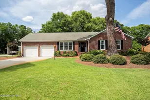 377 R L Honeycutt Dr, Wilmington, NC 28412 - Photo 1
