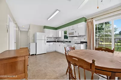 2544 Lynn Loop, Winterville, NC 28590 - Photo 10