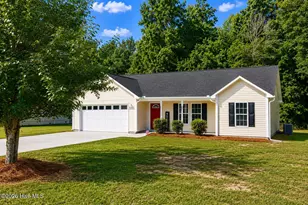 506 SW Ridge Dr, Richlands, NC 28574 - Photo 4