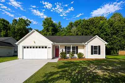 506 Southwest Ridge Drive, Richlands, NC 28574 - Photo 1
