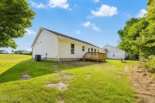 506 SW Ridge Dr, Richlands, NC 28574 - Photo 36