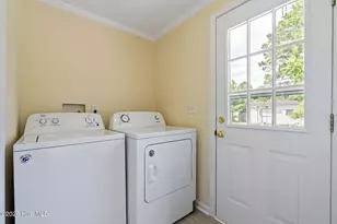 195 Bellhammon Forest Dr, Rocky Point, NC 28457 - Photo 28