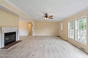 195 Bellhammon Forest Dr, Rocky Point, NC 28457 - Photo 8