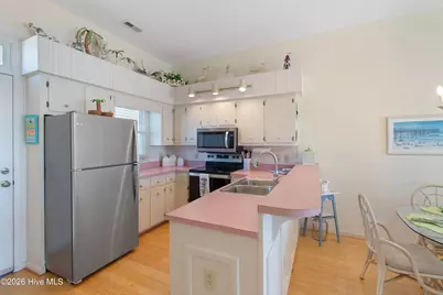 142 Brunswick Avenue E #B (West), Holden Beach, NC 28462 - Photo 10