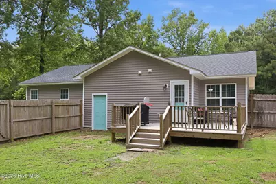 622 Massanutten Road, Greenville, NC 27834 - Photo 6