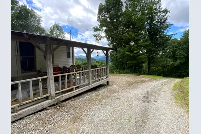 185 Joyces, Topton, NC 28781 - Photo 32