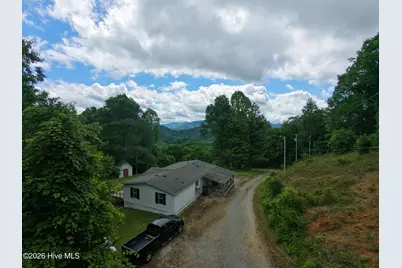 185 Joyces, Topton, NC 28781 - Photo 2
