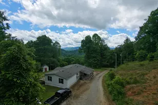 185 Joyces, Topton, NC 28781 - Photo 2