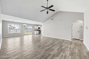 132 Cavalier Dr, Jacksonville, NC 28546 - Photo 18