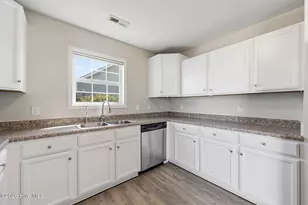 132 Cavalier Dr, Jacksonville, NC 28546 - Photo 24