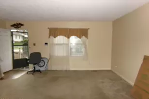 2804 Sourwood St, Raleigh, NC 27610 - Photo 10