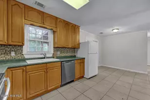 122 E Brandywine Circle E, Wilmington, NC 28411 - Photo 8