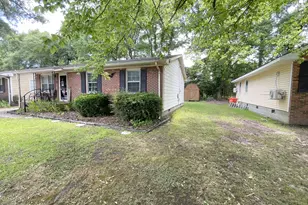 731 Cardwell St, Elizabeth City, NC 27909 - Photo 2