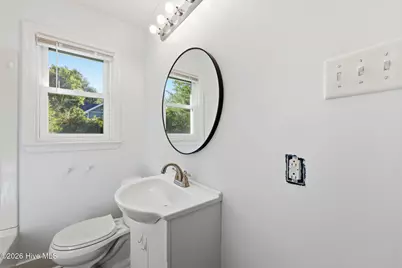526 N A Street, Bridgeton, NC 28519 - Photo 16