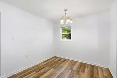 526 N A Street, Bridgeton, NC 28519 - Photo 12