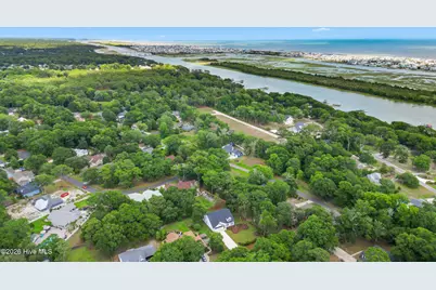 1760 Sandalwood Drive SW, Ocean Isle Beach, NC 28469 - Photo 34