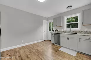 517 S 9th St, Wilmington, NC 28401 - Photo 8