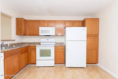 125 Cornerstone Place, Jacksonville, NC 28546 - Photo 12