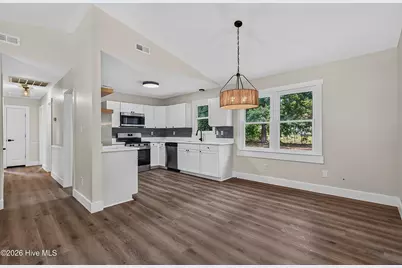 416 Kenwood Drive, Jacksonville, NC 28540 - Photo 6