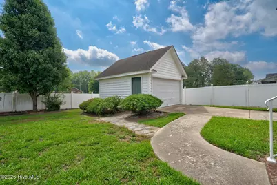 1005 Spring Forest Drive, Rocky Mount, NC 27803 - Photo 32