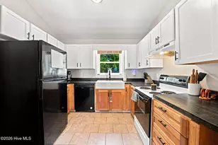 211 Nottingham Dr, Havelock, NC 28532 - Photo 8