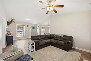 211 Nottingham Dr, Havelock, NC 28532 - Photo 10