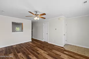 308 Streamwood Dr, Jacksonville, NC 28546 - Photo 6