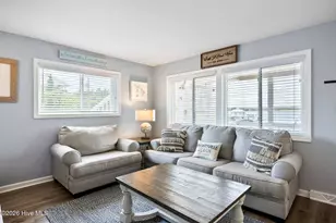 11 Wright St, Wrightsville Beach, NC 28480 - Photo 20
