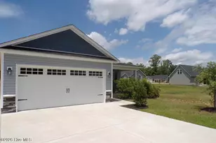 127 Waterford Way, Maysville, NC 28555 - Photo 4