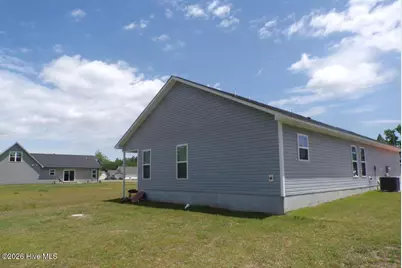 127 Waterford Way, Maysville, NC 28555 - Photo 32