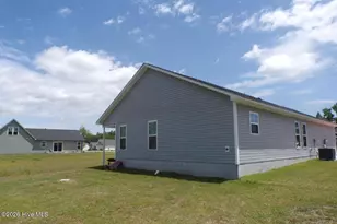 127 Waterford Way, Maysville, NC 28555 - Photo 32