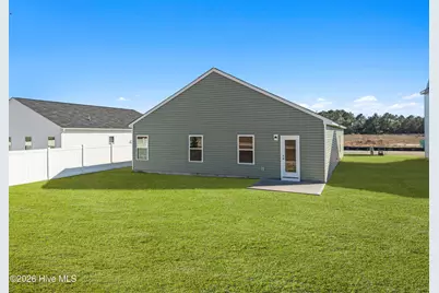 152 N Squires Run Lane, Jacksonville, NC 28546 - Photo 30