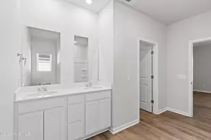 152 N Squires Run Ln, Jacksonville, NC 28546 - Photo 18