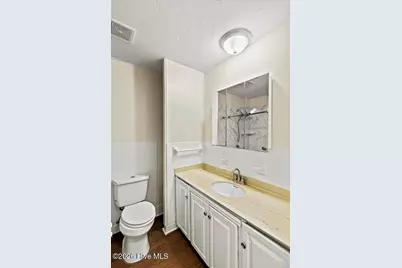 604 Oakwood Avenue, Jacksonville, NC 28546 - Photo 18