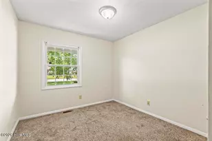 604 Oakwood Ave, Jacksonville, NC 28546 - Photo 16