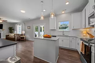 120 Persimmon Dr, New Bern, NC 28562 - Photo 4